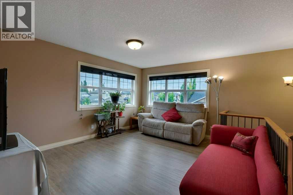 Photo 13 of 200 Cimarron Drive, Okotoks AB