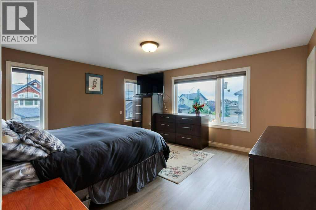 Photo 14 of 200 Cimarron Drive, Okotoks AB