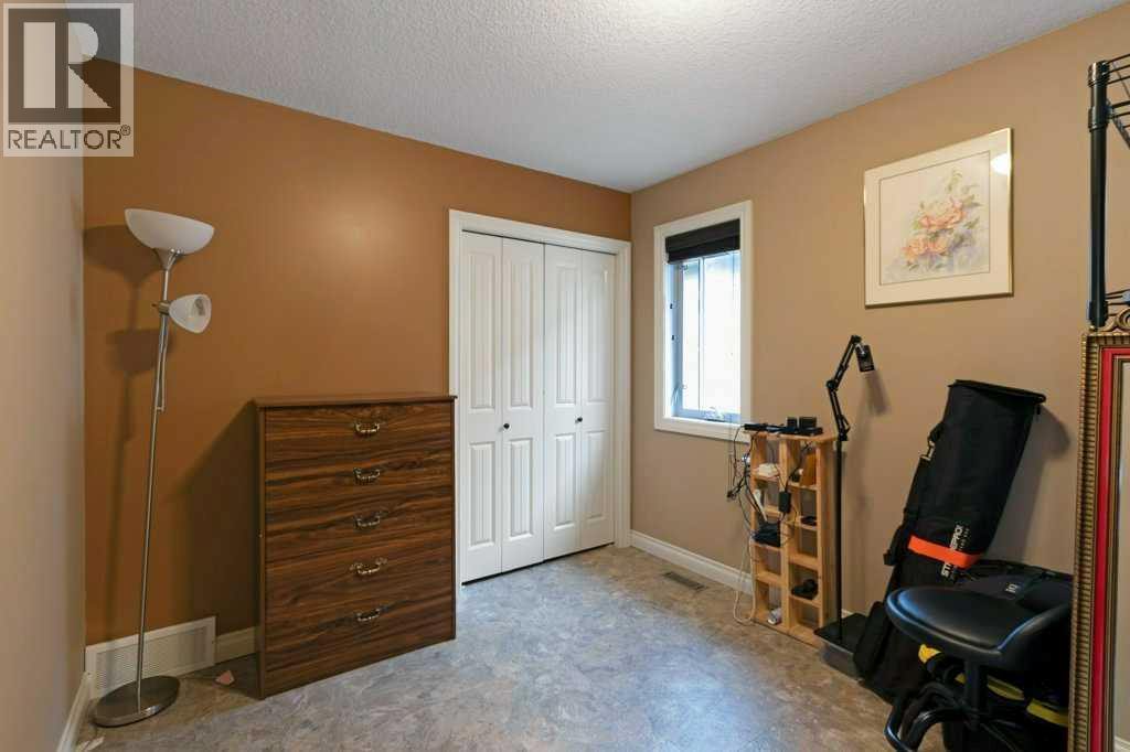 Photo 19 of 200 Cimarron Drive, Okotoks AB