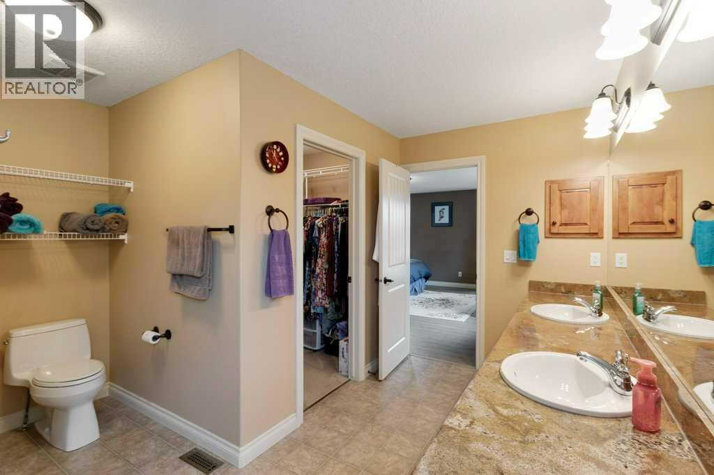 Photo 16 of 200 Cimarron Drive, Okotoks AB