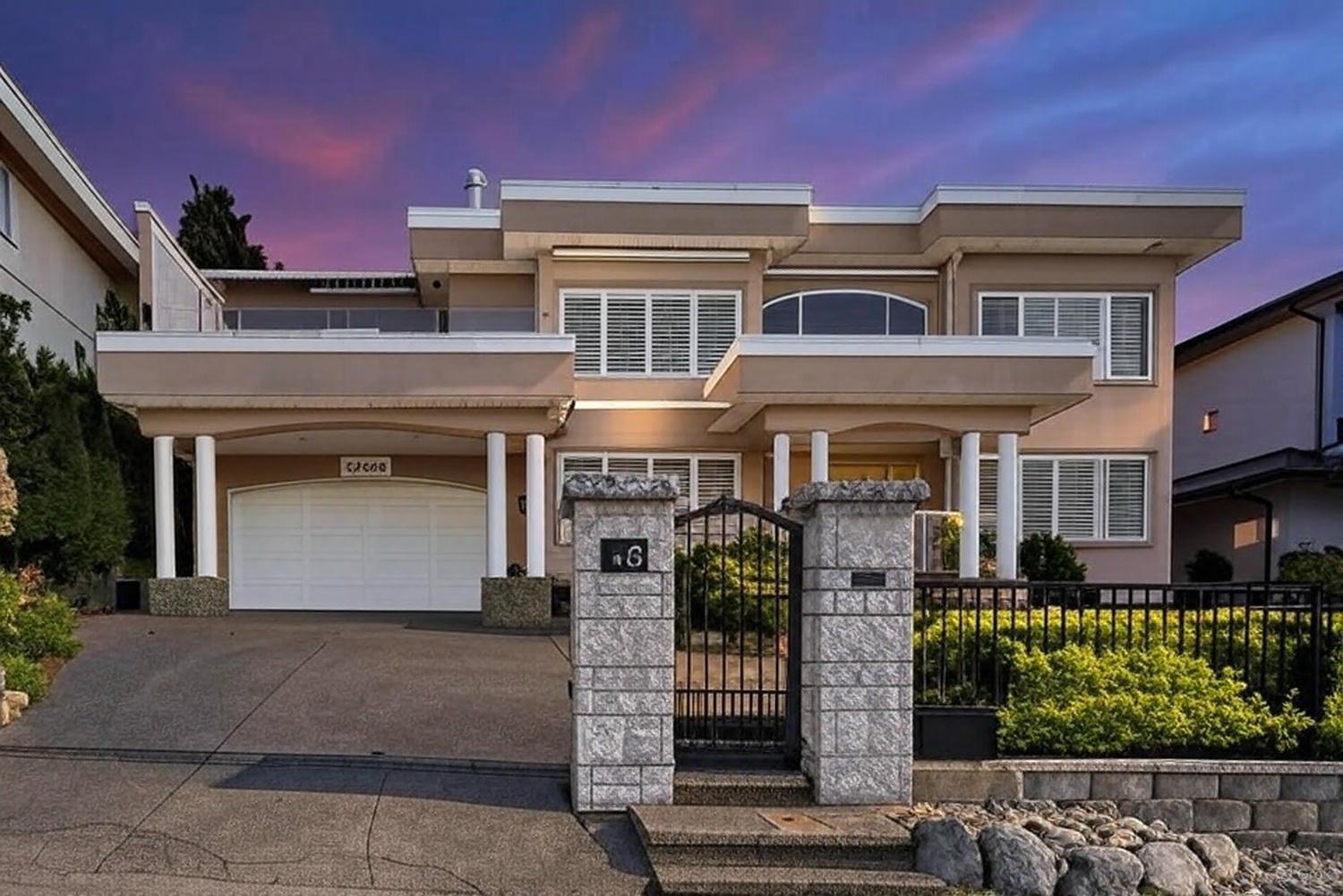 Photo 1 of 14433 Sunset Lane, White Rock BC
