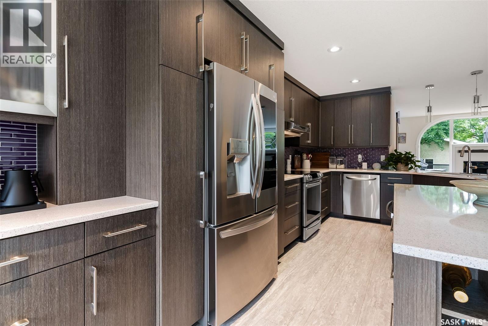 Photo 11 of 2265 Queen Street, Regina SK