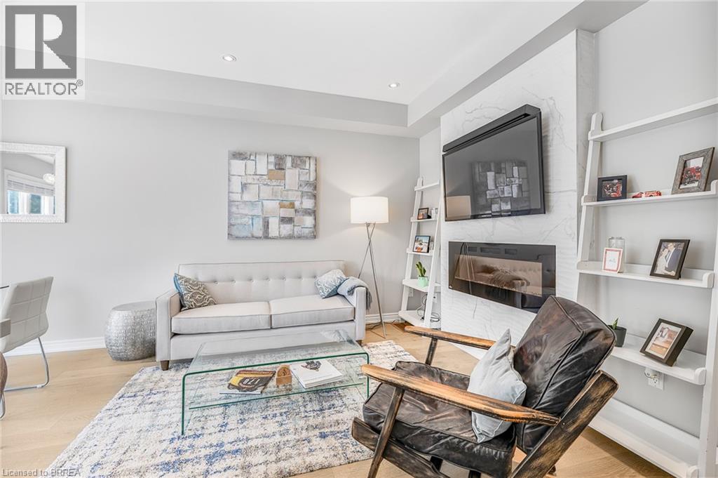Photo 5 of 21 Madonna Drive Unit 31, Hamilton ON