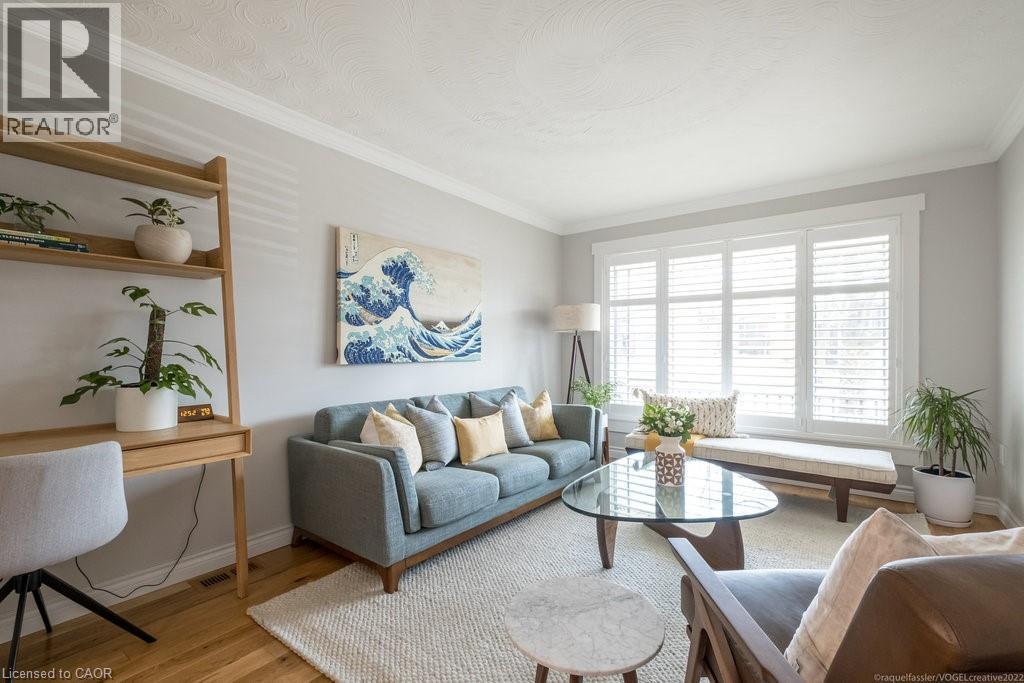 Photo 10 of 94 Adis Avenue, Hamilton ON