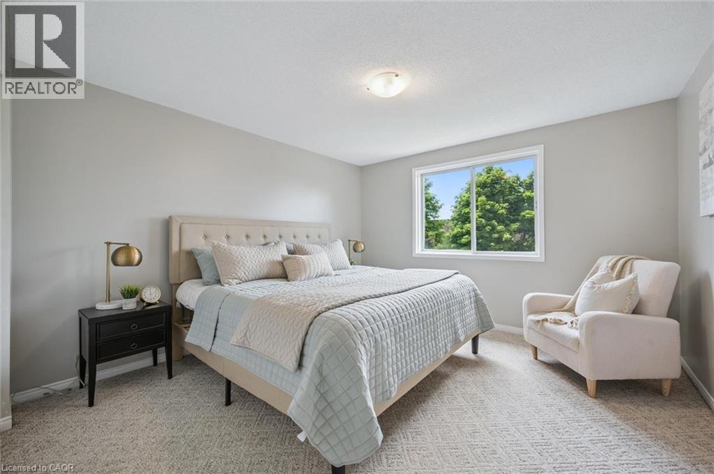 Photo 20 of 71 Moss Place, Guelph ON
