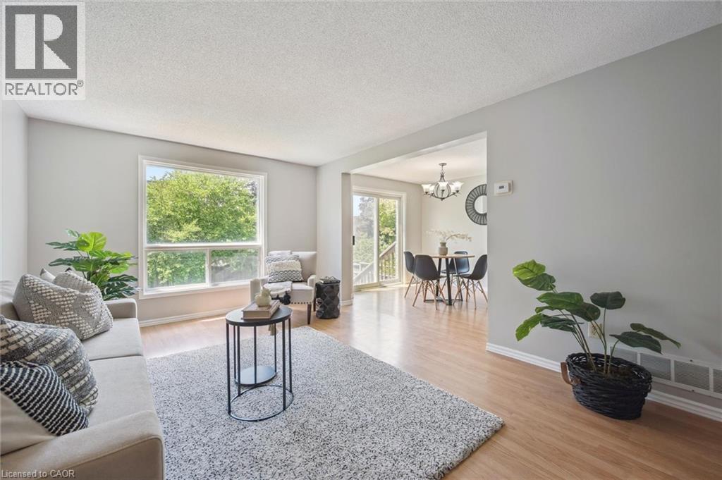 Photo 9 of 71 Moss Place, Guelph ON
