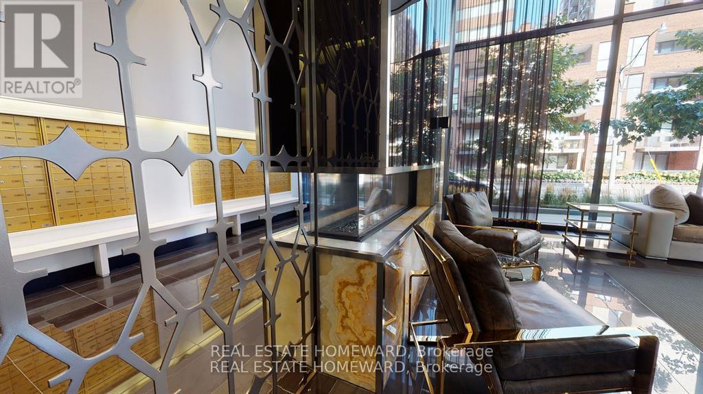 Photo 12 of 1401 32 Davenport Road, Toronto ON