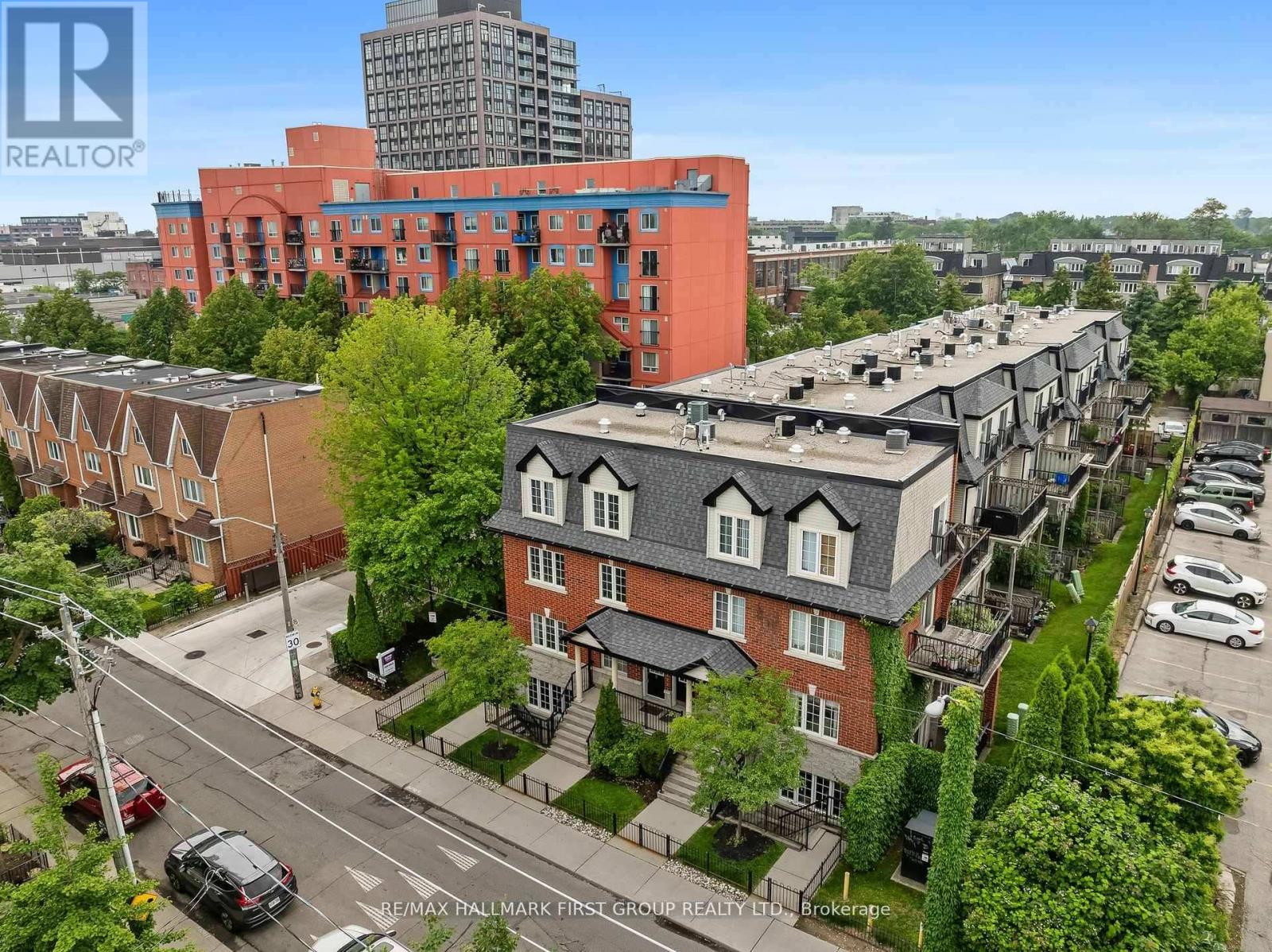 Photo 30 of 102 262 St Helens Avenue, Toronto ON