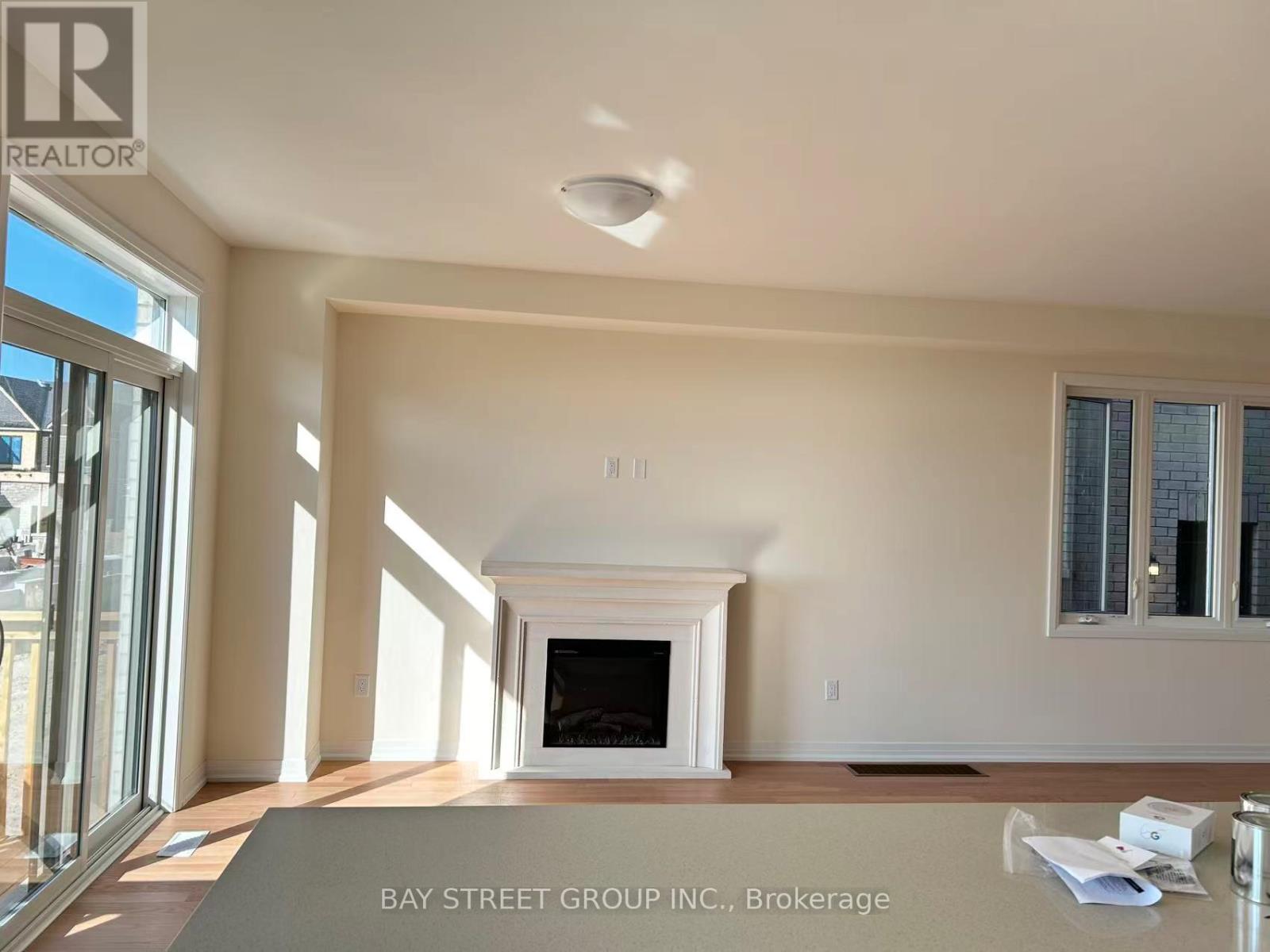Photo 4 of 1091 Pisces Trail, Pickering ON
