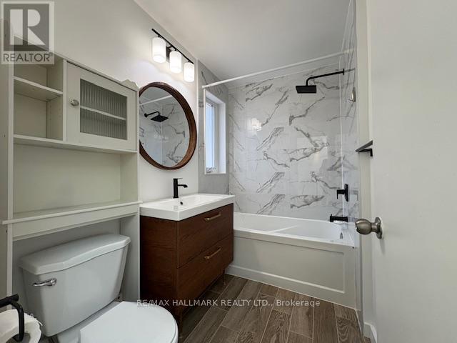 Photo 25 of 92 Hiltz Avenue, Toronto ON