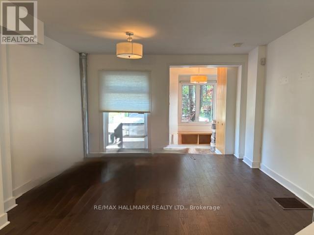 Photo 7 of 92 Hiltz Avenue, Toronto ON