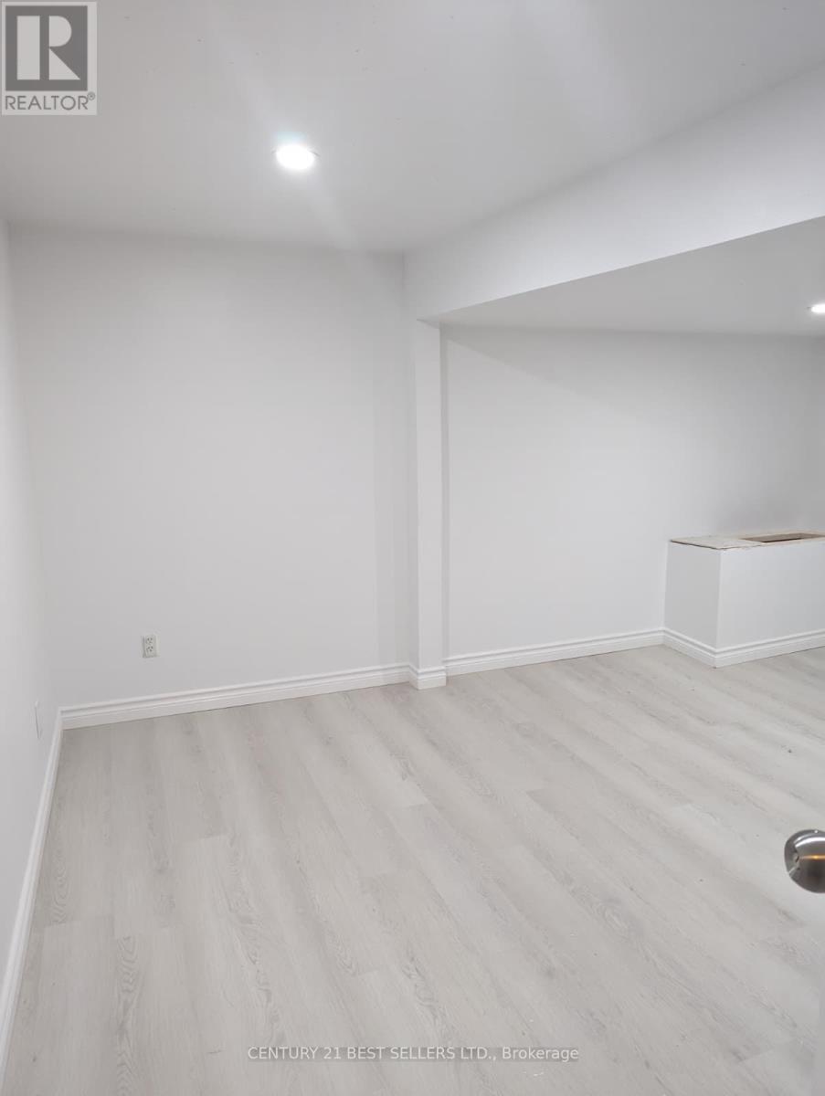 Photo 23 of Bsmt 68 Birkdale Road, Toronto ON