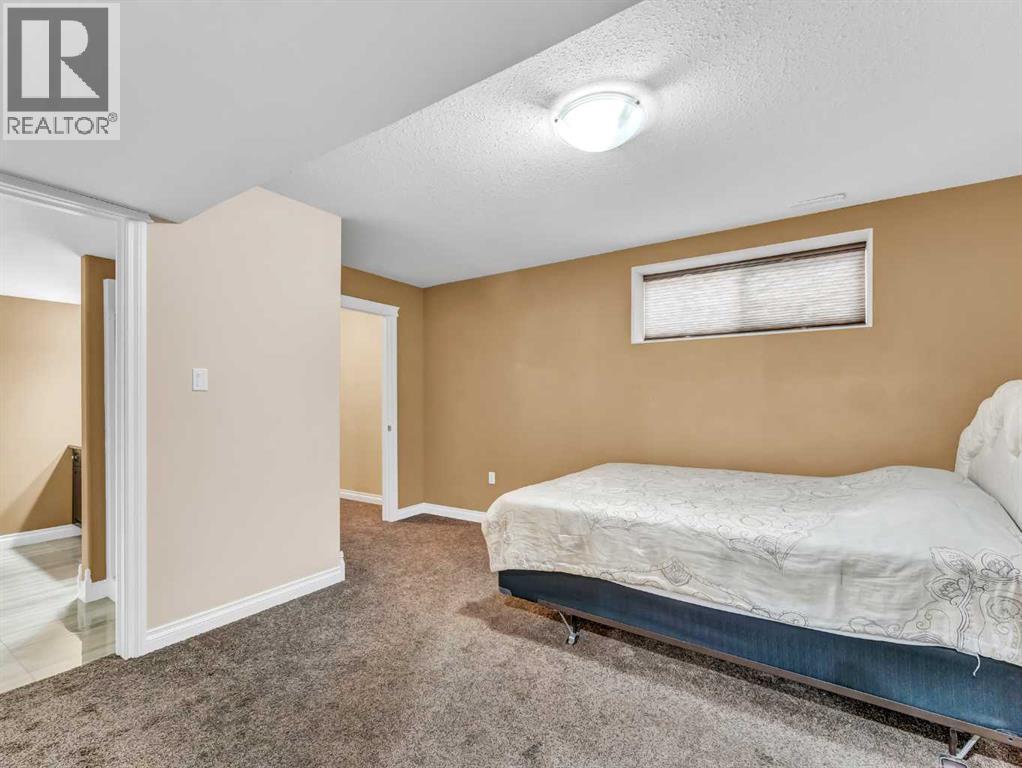 Photo 33 of 356 Somerside Crescent Se, Medicine Hat AB