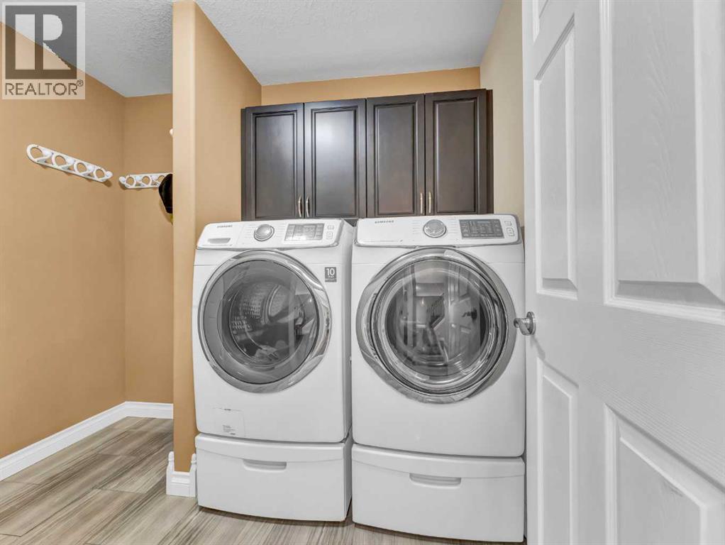 Photo 37 of 356 Somerside Crescent Se, Medicine Hat AB
