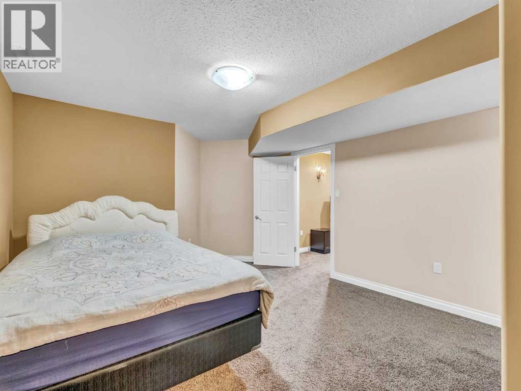 Photo 34 of 356 Somerside Crescent Se, Medicine Hat AB