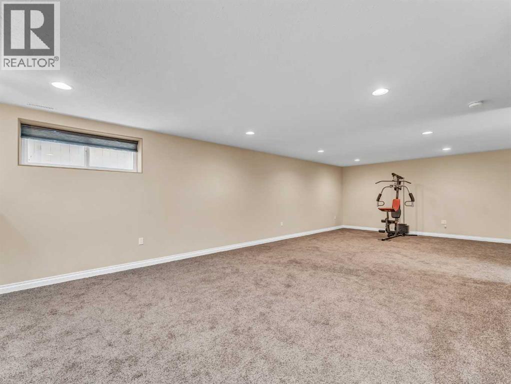 Photo 30 of 356 Somerside Crescent Se, Medicine Hat AB