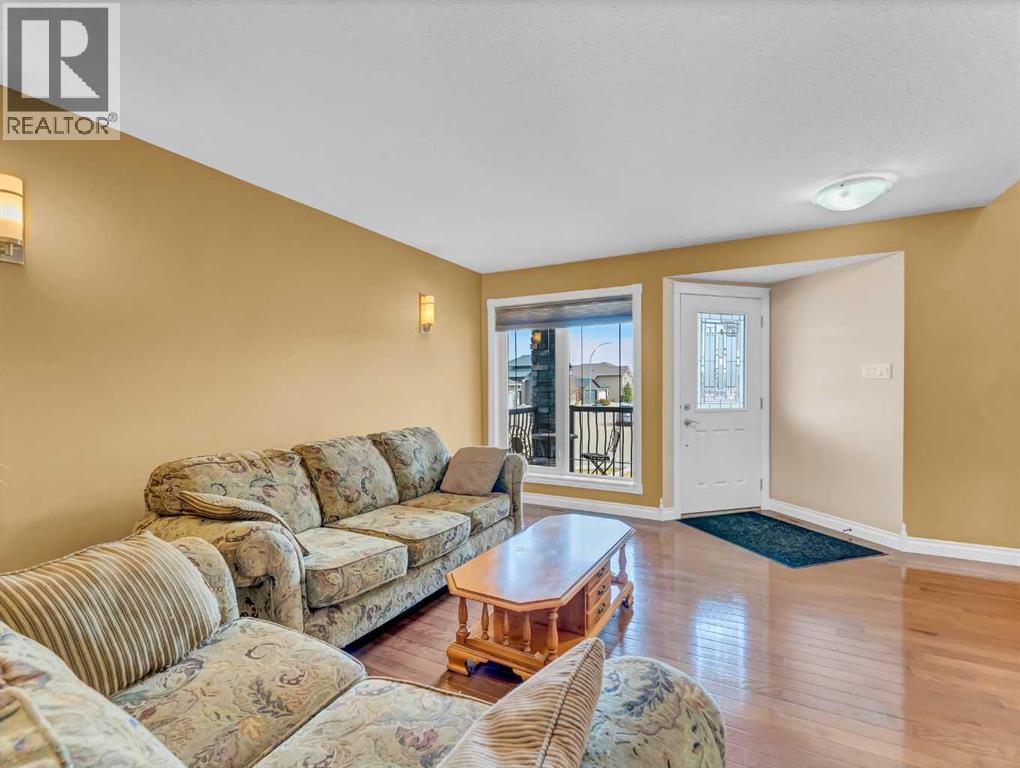 Photo 6 of 356 Somerside Crescent Se, Medicine Hat AB