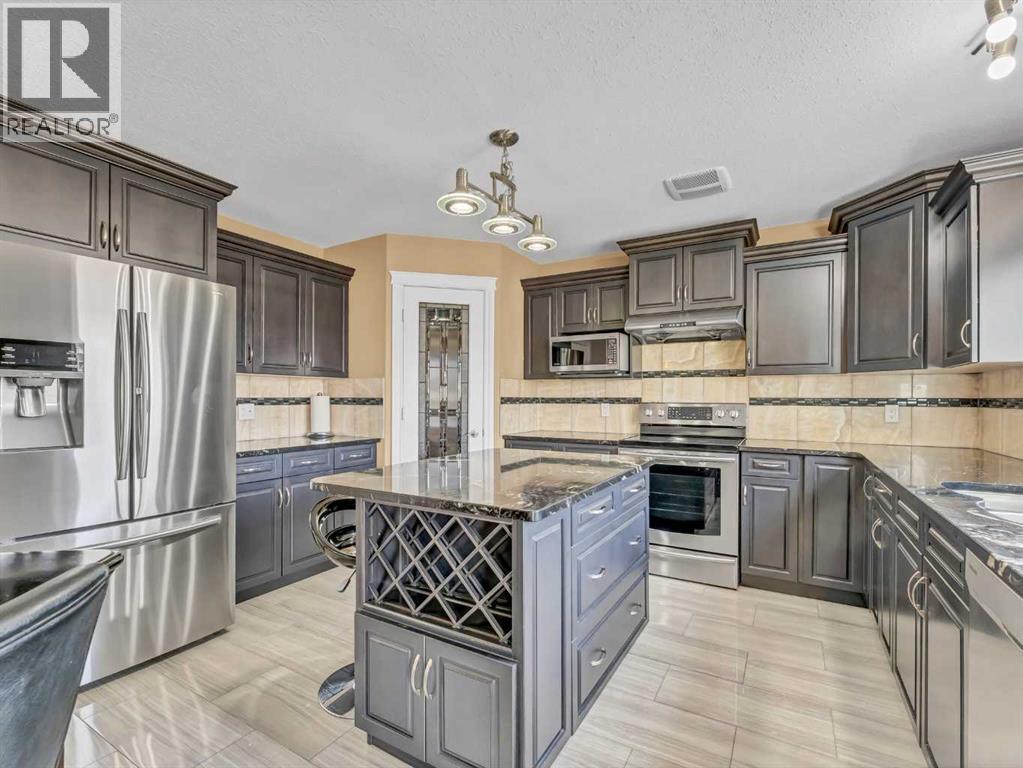 Photo 14 of 356 Somerside Crescent Se, Medicine Hat AB