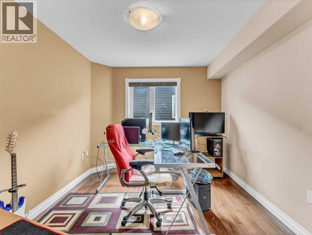 Photo 18 of 356 Somerside Crescent Se, Medicine Hat AB