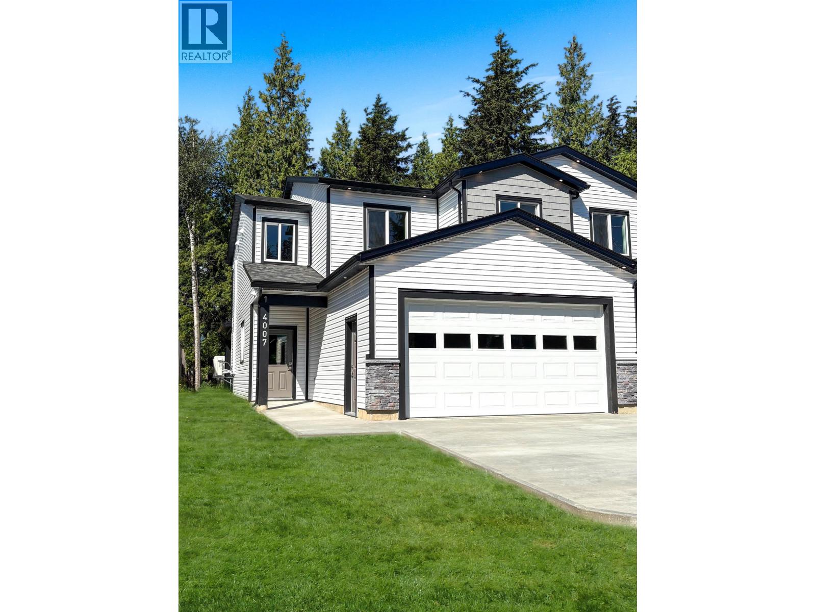 1 4007 BENNER STREET, Terrace