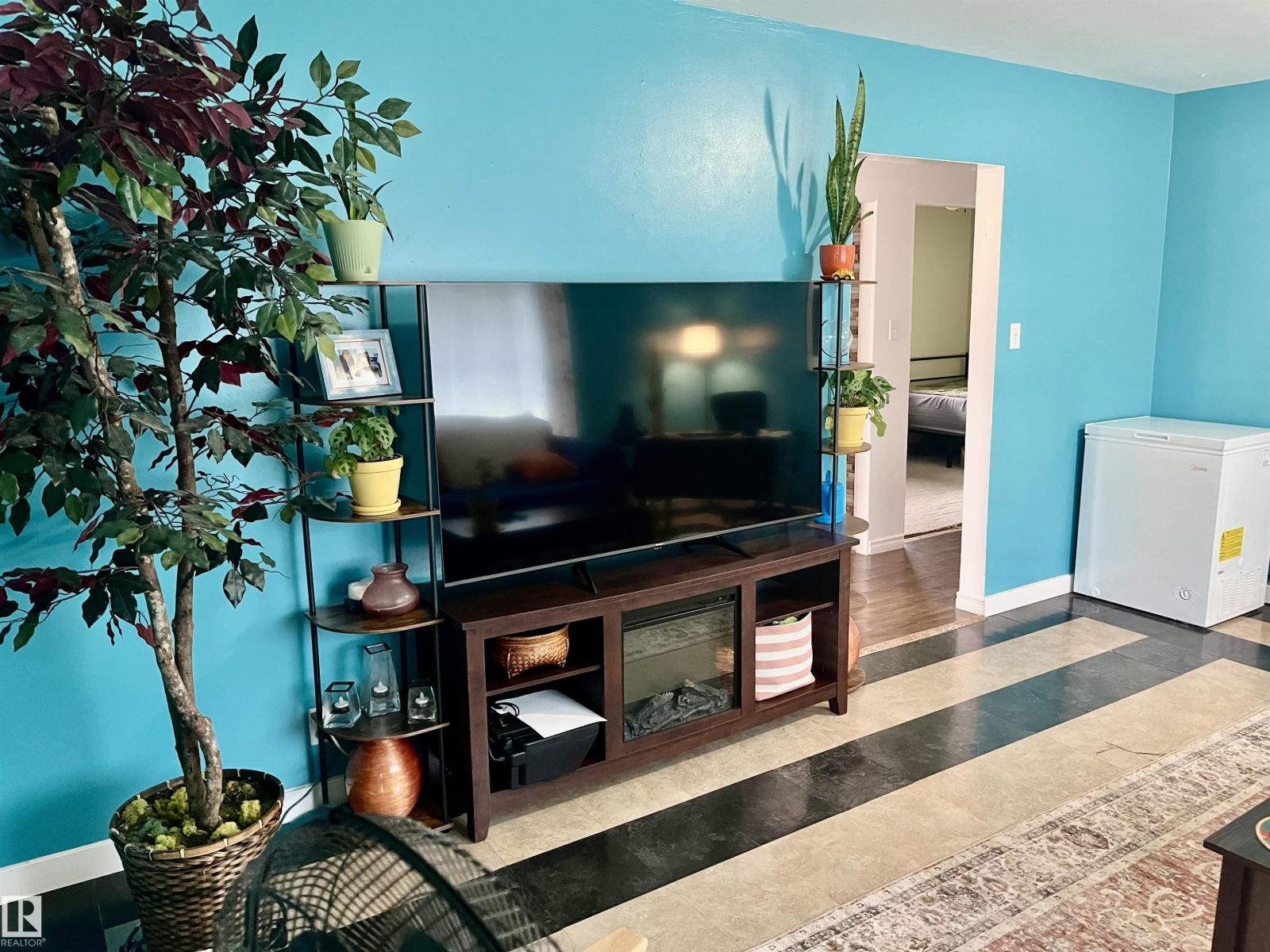 Photo 13 of 5622 49 A St, Vegreville AB