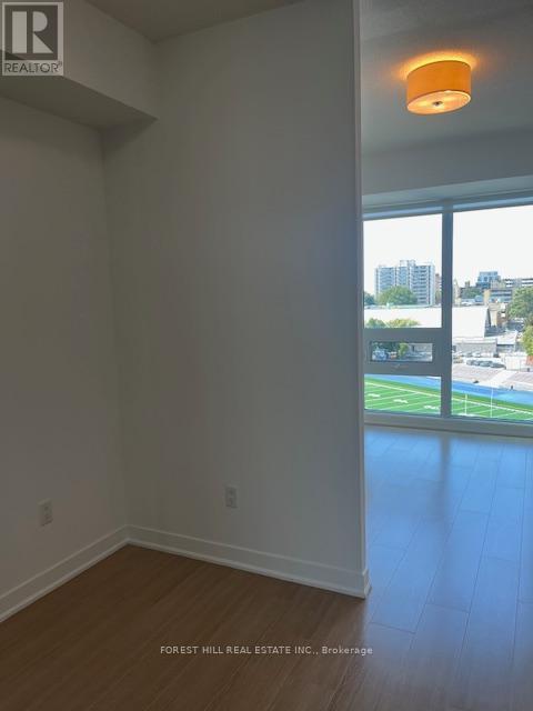 Photo 17 of 619 320 Tweedsmuir Avenue, Toronto ON