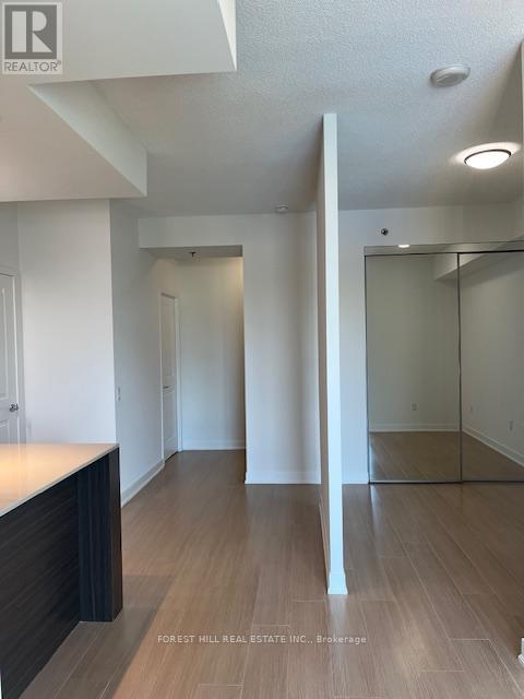 Photo 19 of 619 320 Tweedsmuir Avenue, Toronto ON