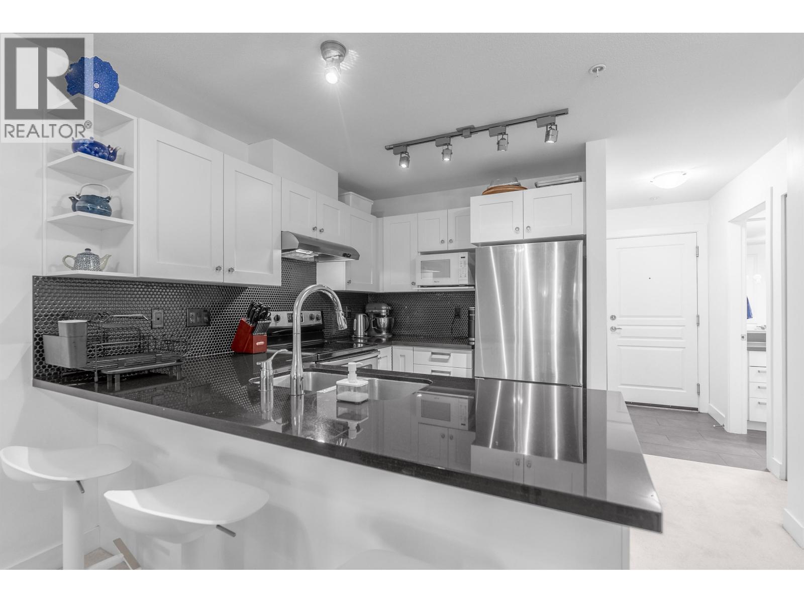 Photo 11 of 307 738 E 29th Avenue, Vancouver BC