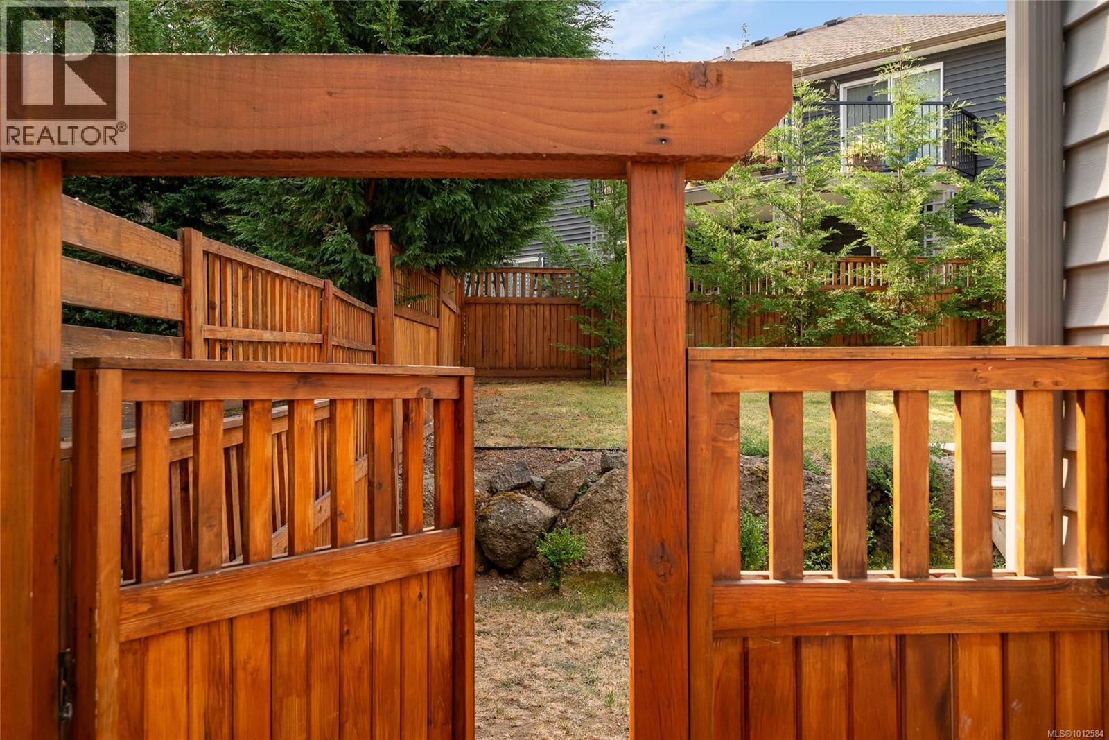 Photo 30 of 525 Steeves Rd, Nanaimo BC