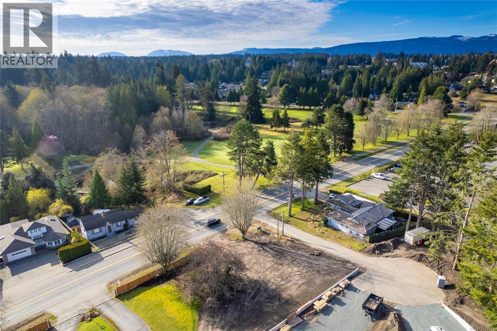 Photo 10 of Lot 2 Memorial Ave, Qualicum Beach BC