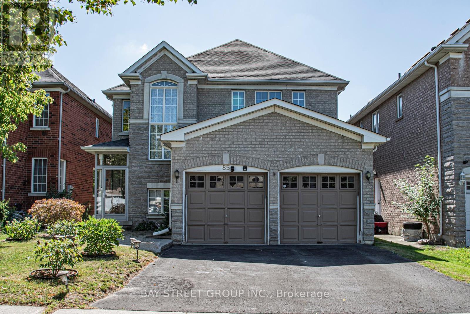 Photo 1 of 85 Rushingbrook Drive, Richmond Hill ON