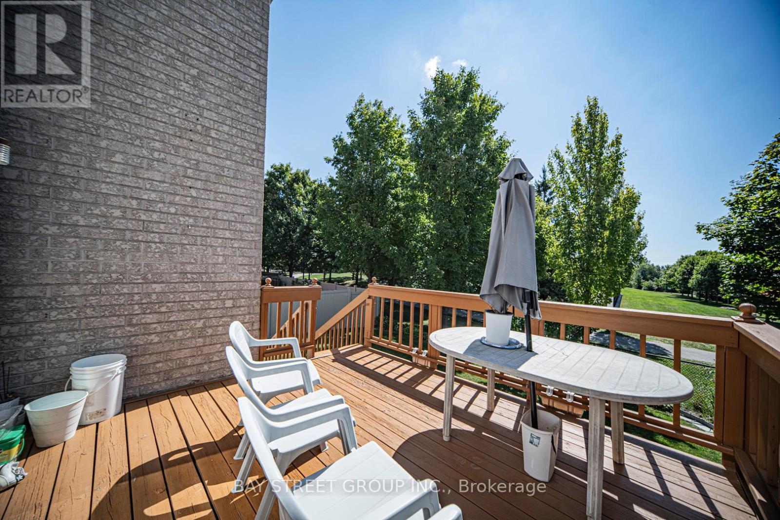 Photo 26 of 85 Rushingbrook Drive, Richmond Hill ON