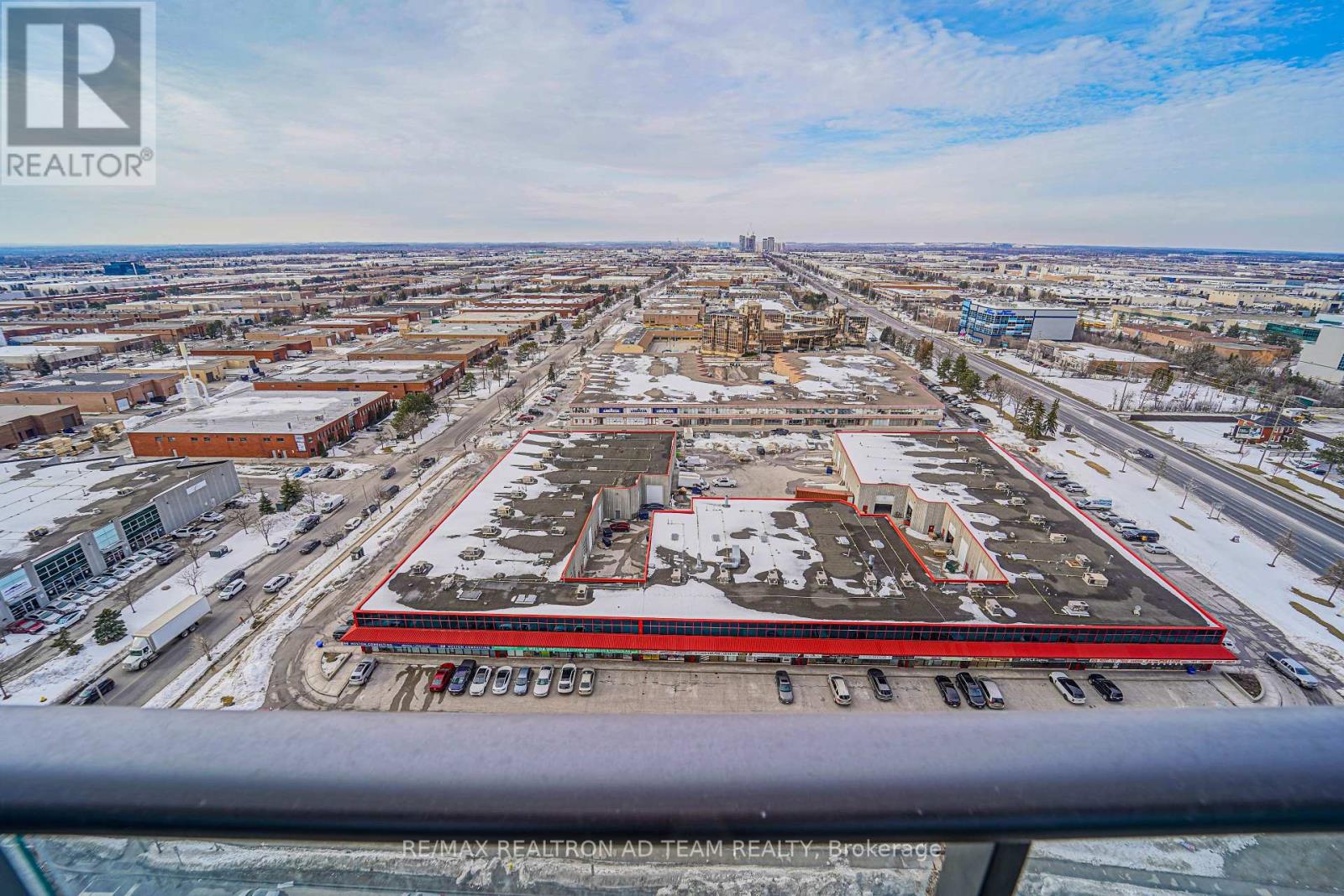 Photo 18 of 1901 1000 Portage Parkway, Vaughan ON