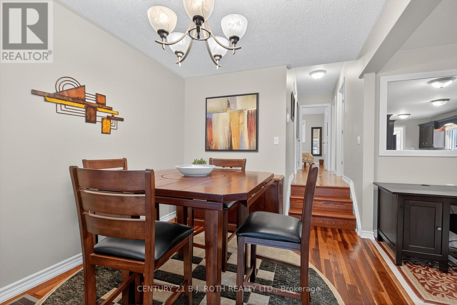 Photo 11 of 120 Kozlov Street, Barrie ON