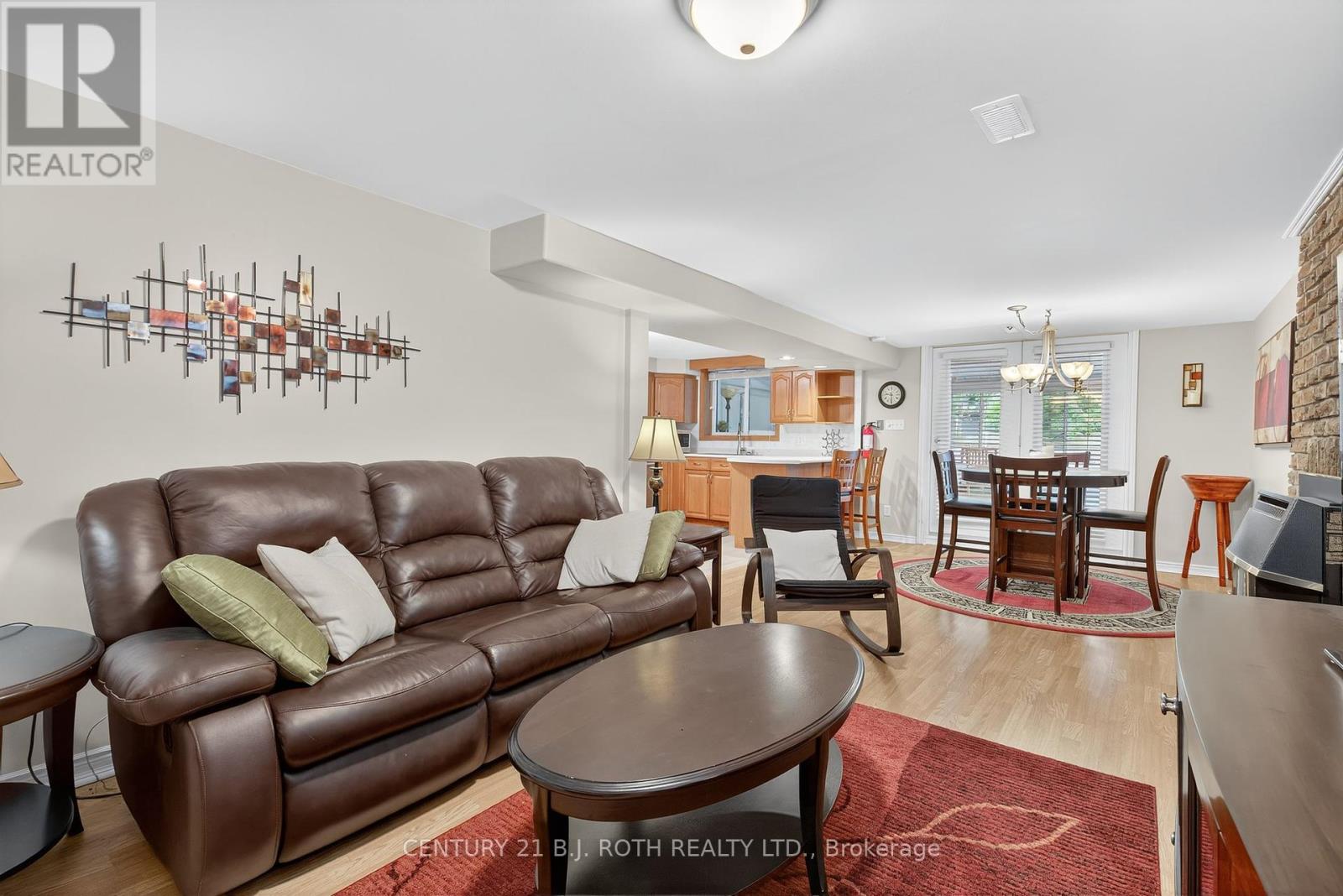Photo 31 of 120 Kozlov Street, Barrie ON