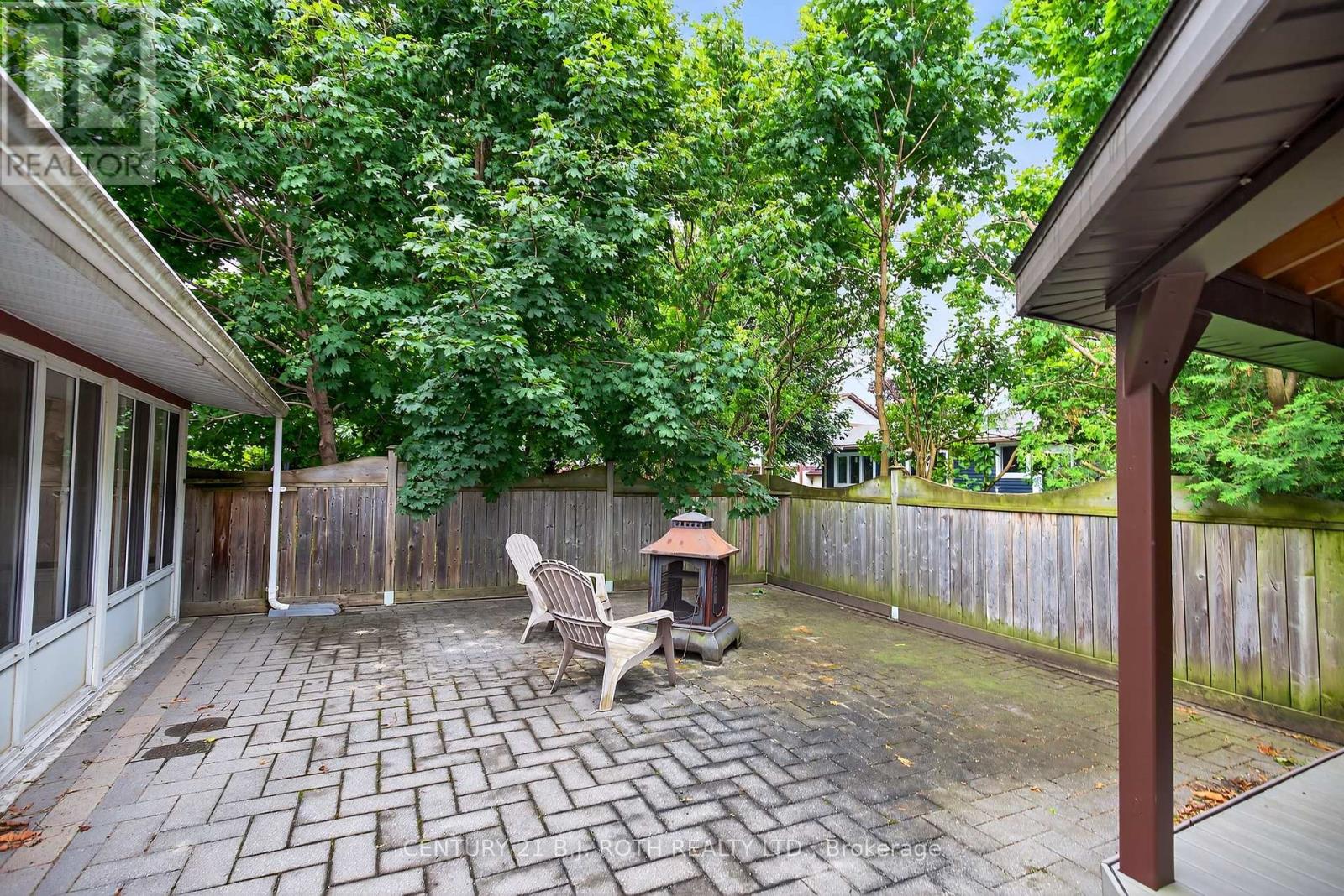 Photo 42 of 120 Kozlov Street, Barrie ON
