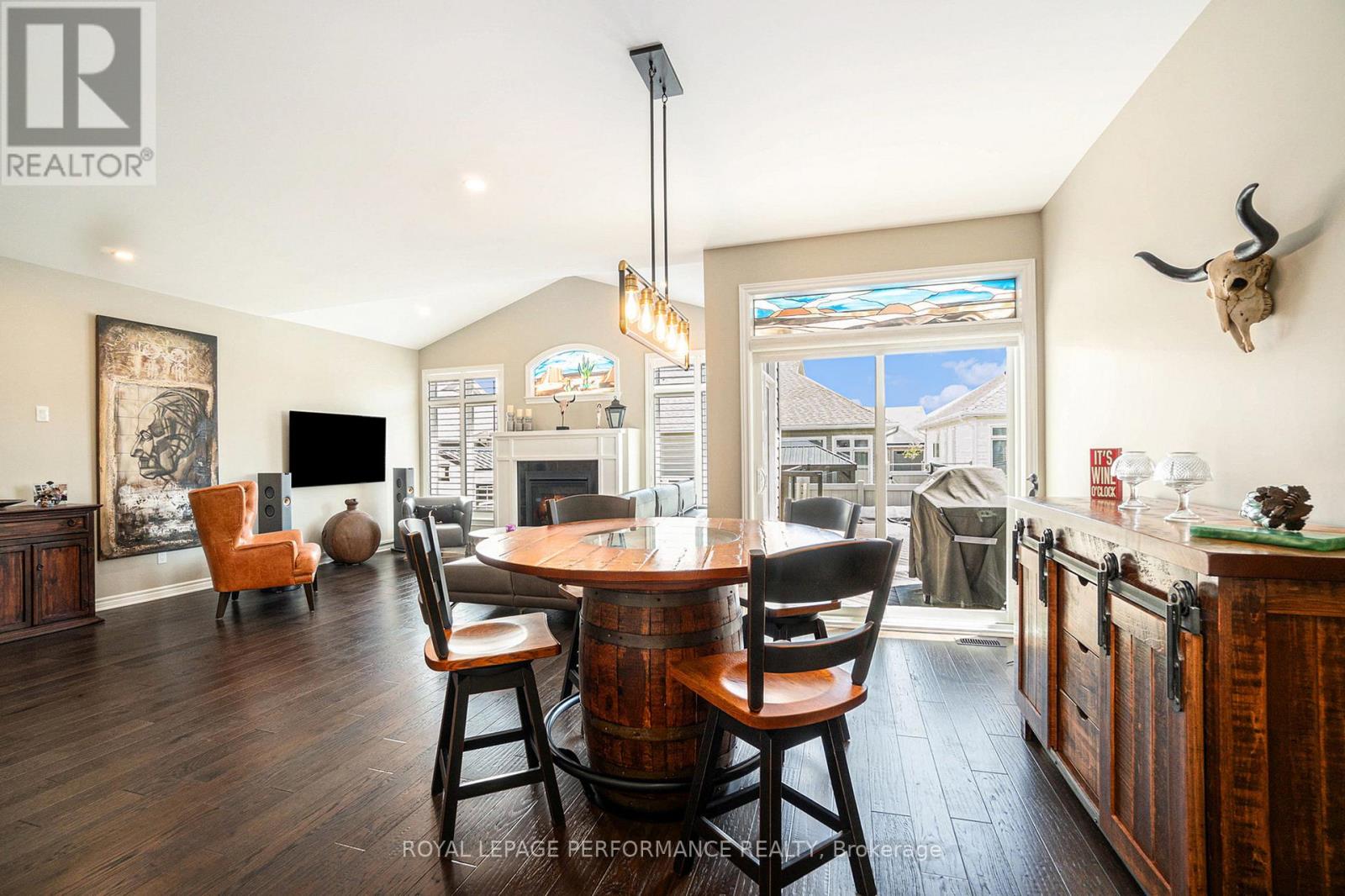 Photo 15 of 82 Kayenta Street, Ottawa ON