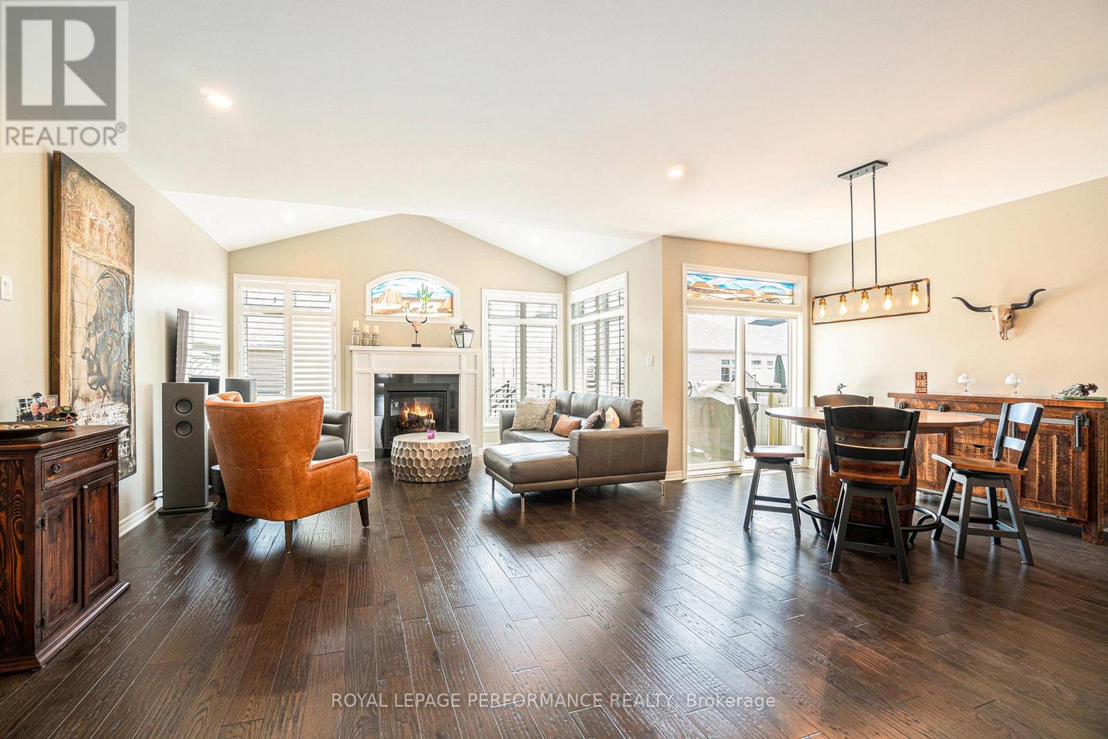 Photo 19 of 82 Kayenta Street, Ottawa ON