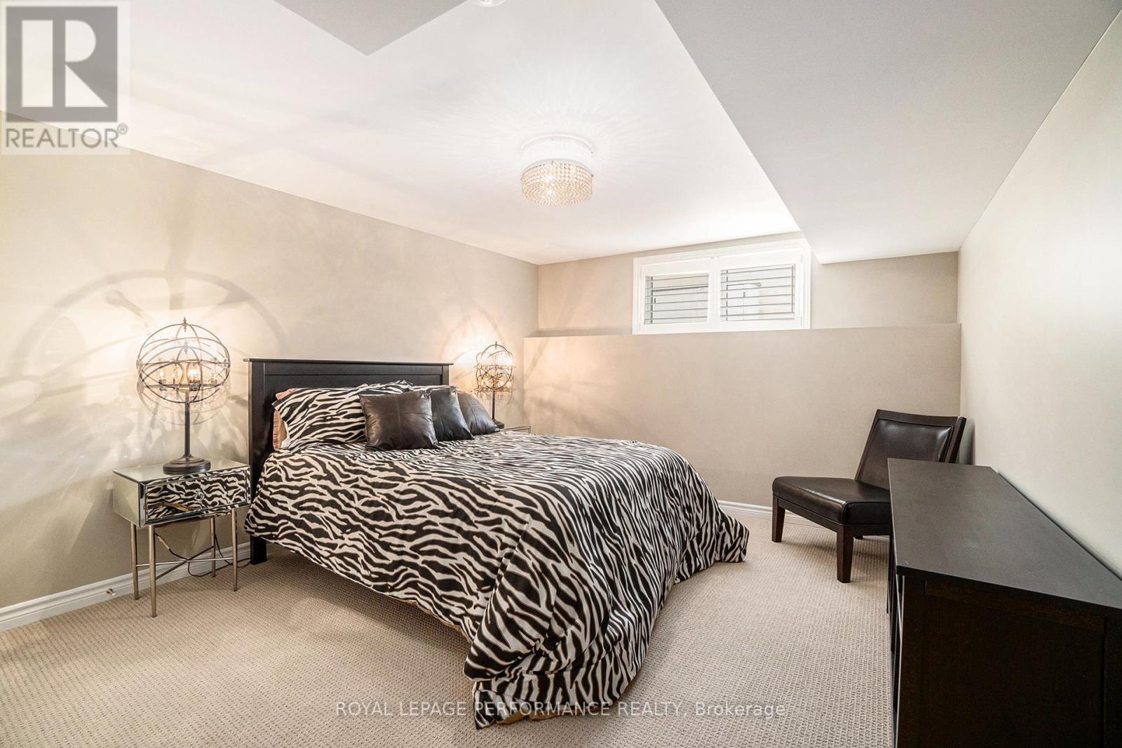 Photo 31 of 82 Kayenta Street, Ottawa ON