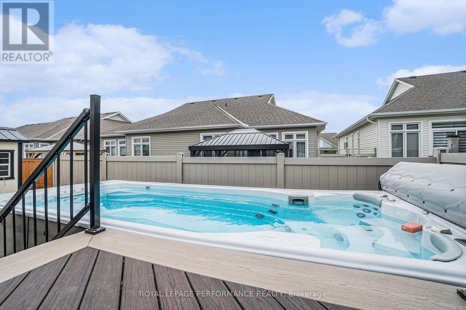 Photo 39 of 82 Kayenta Street, Ottawa ON