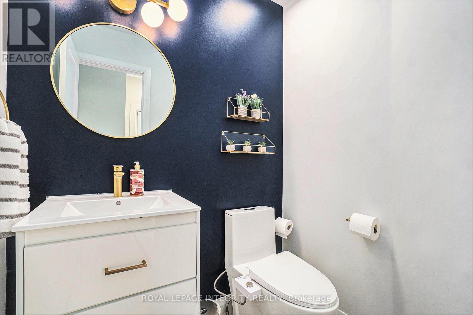 Photo 7 of 25 Berry Glen Street, Ottawa ON