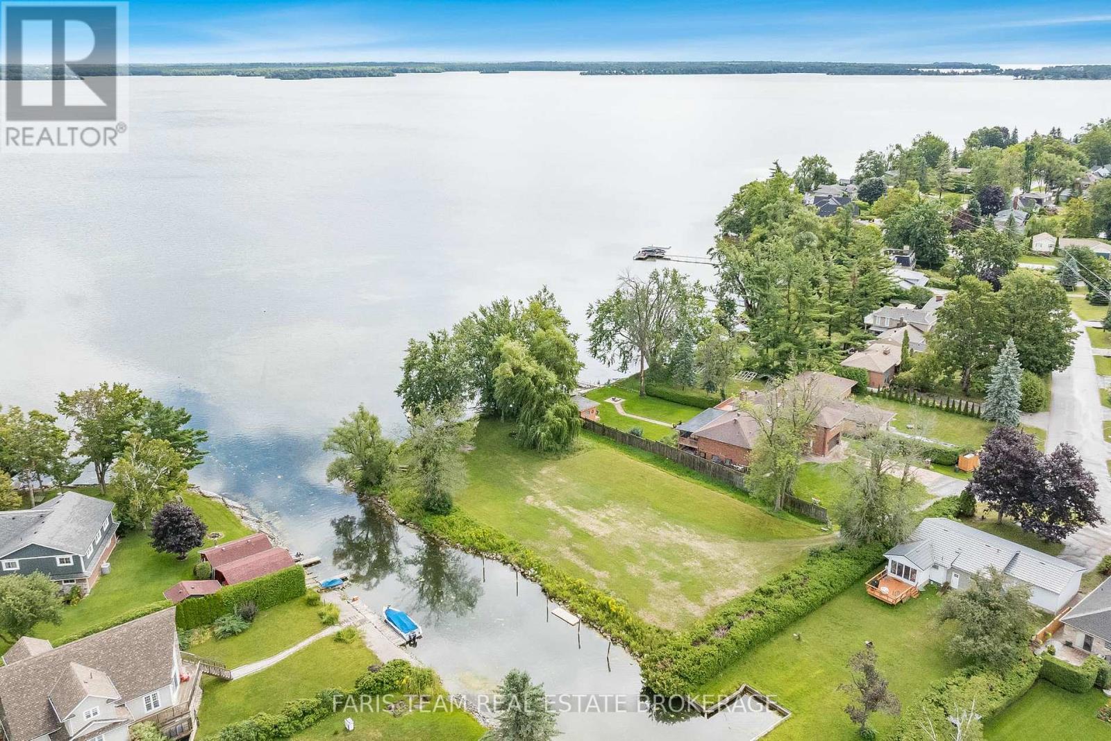 Photo 43 of 53 Maple Drive, Orillia ON