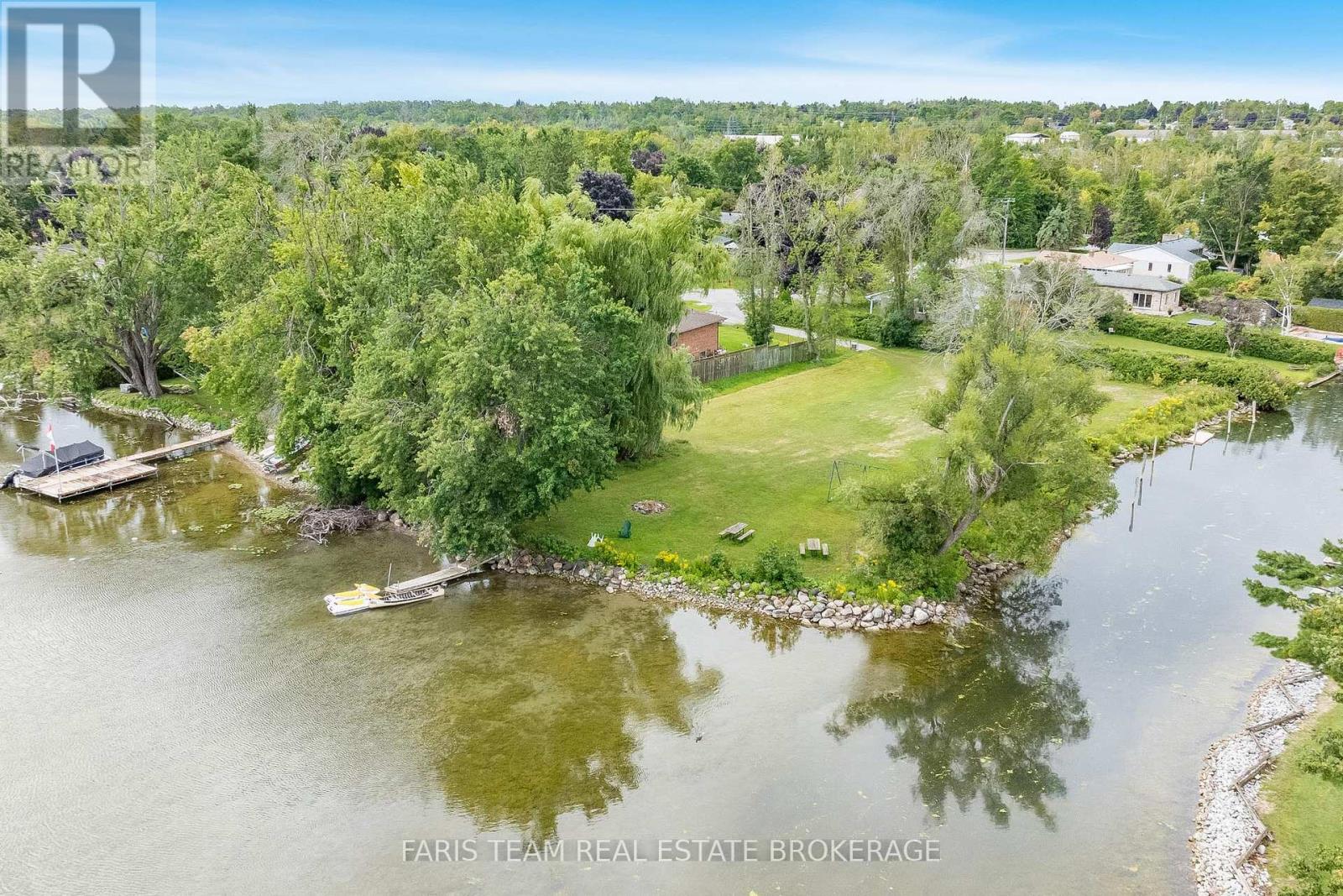 Photo 50 of 53 Maple Drive, Orillia ON