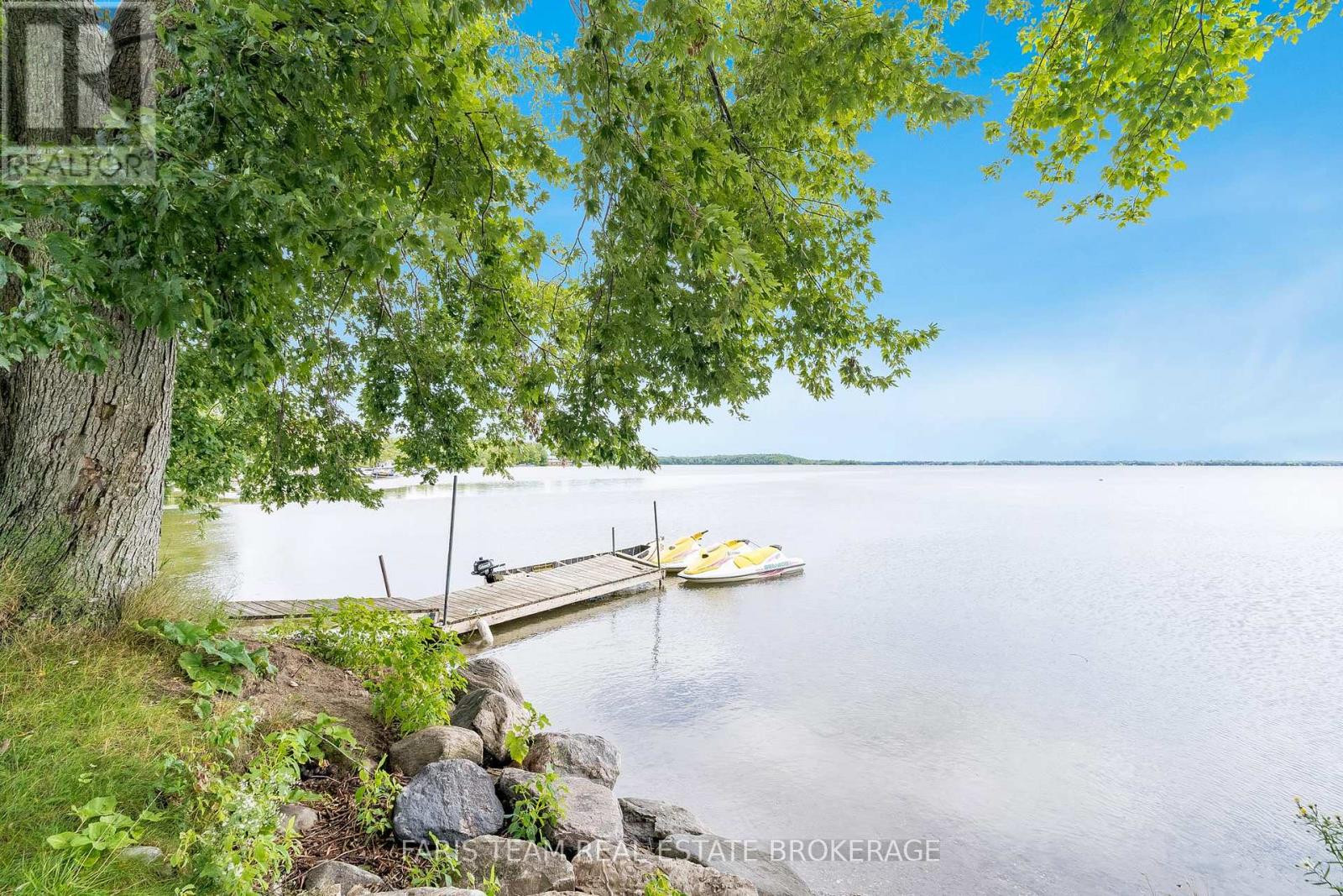 Photo 48 of 53 Maple Drive, Orillia ON