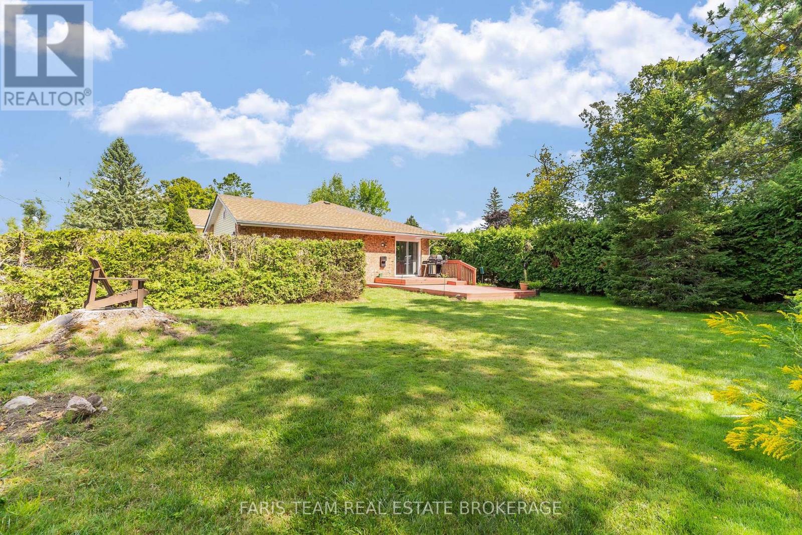 Photo 37 of 53 Maple Drive, Orillia ON