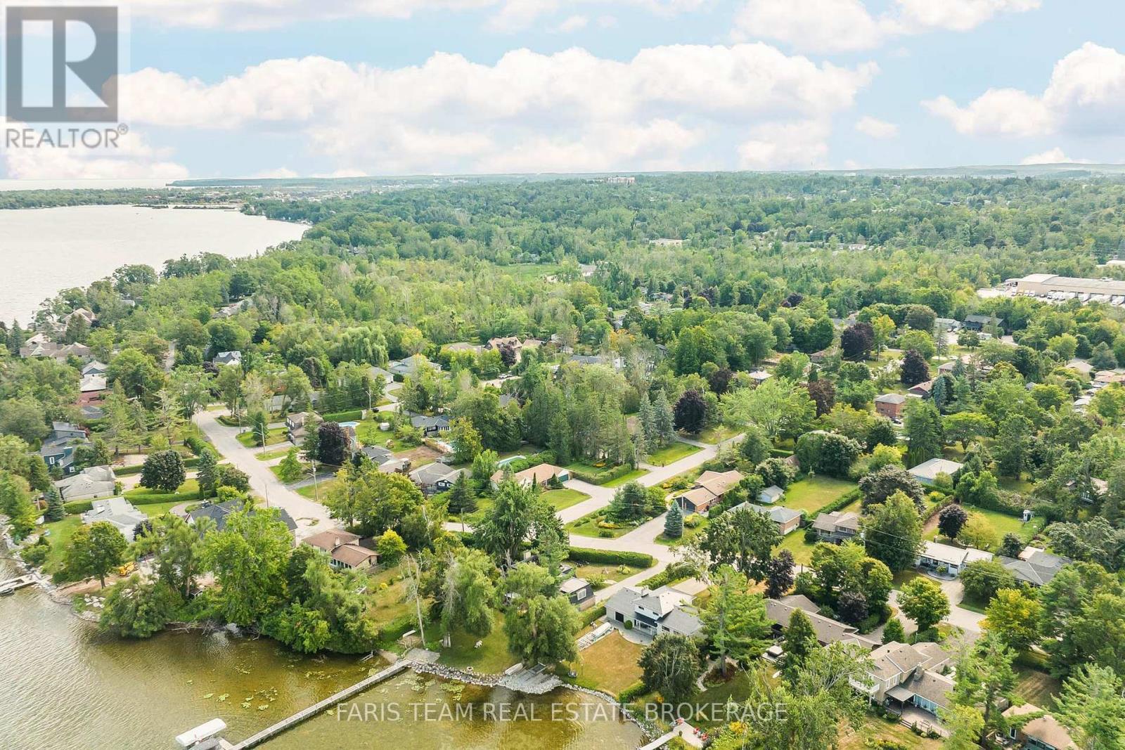 Photo 41 of 53 Maple Drive, Orillia ON