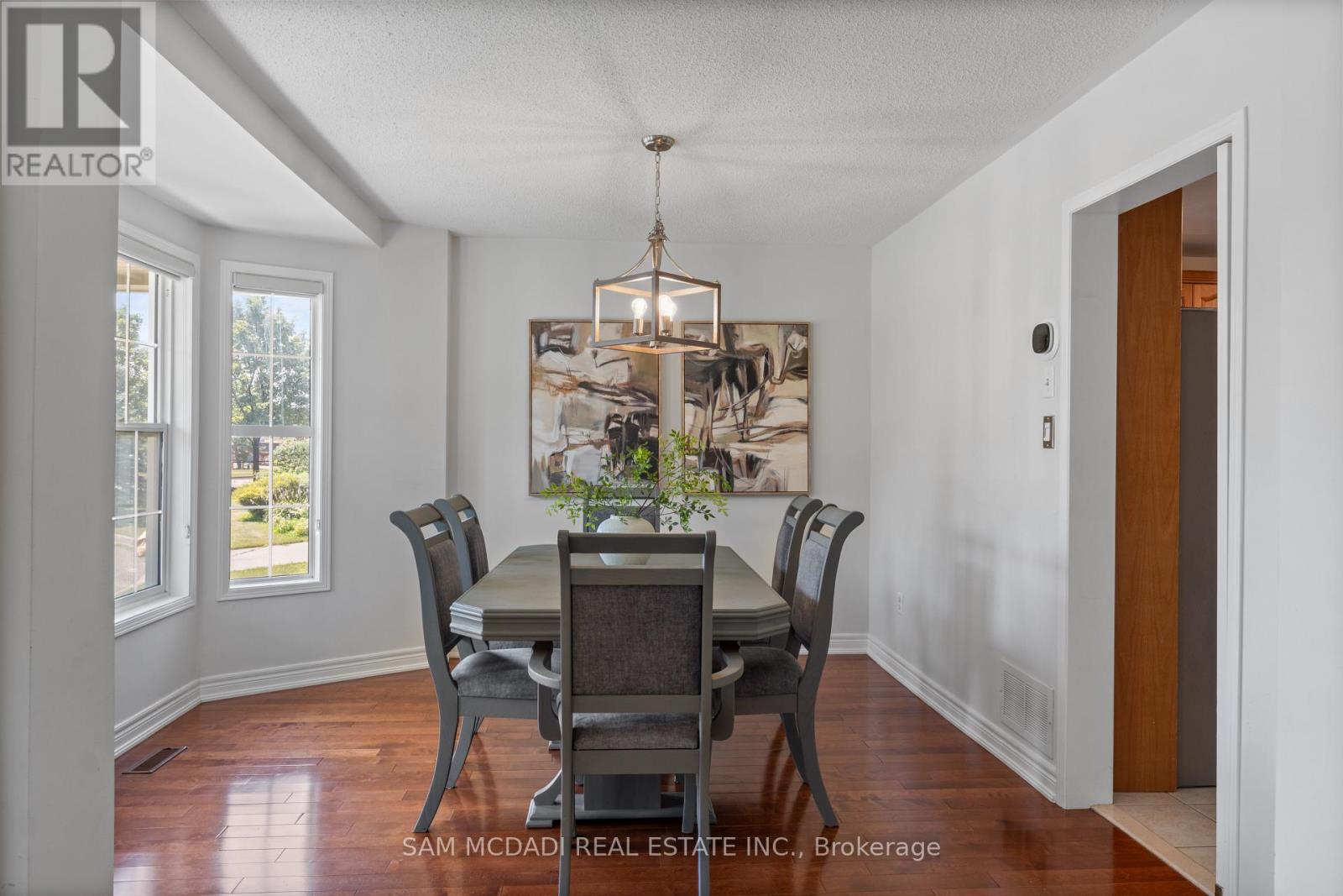 Photo 10 of 1755 Crately Court, Mississauga ON