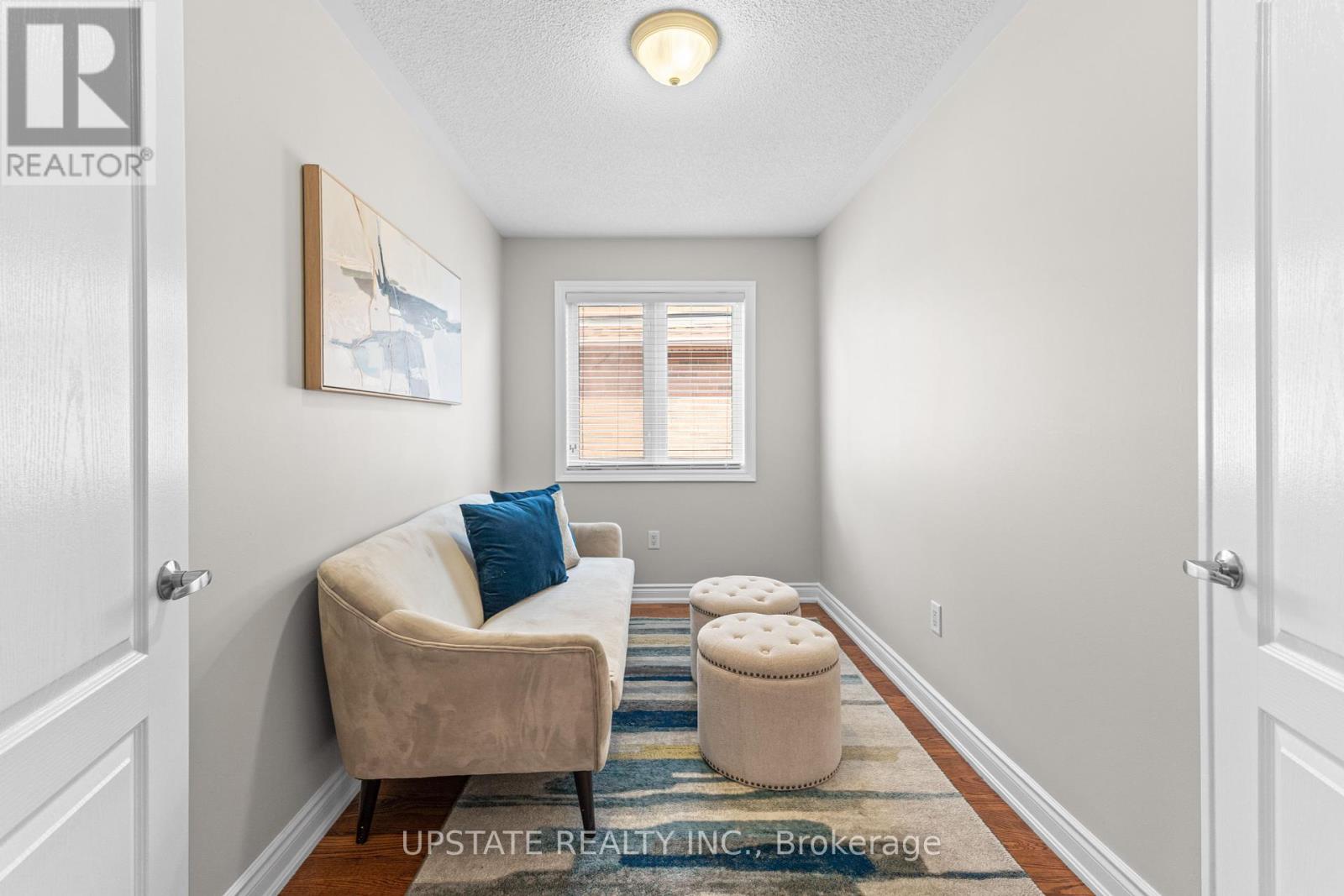 Photo 37 of 22 Saint Hubert Drive, Brampton ON