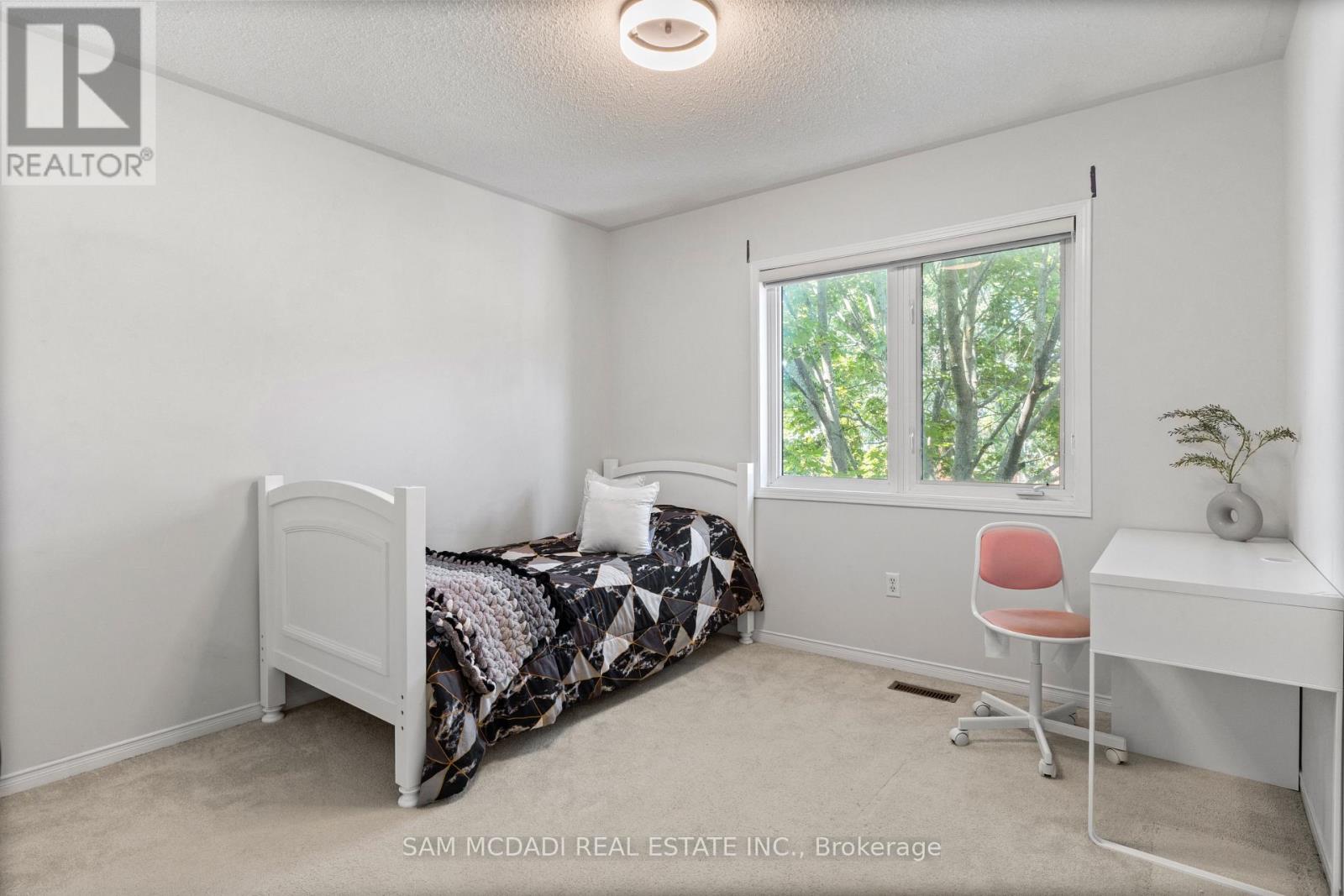 Photo 25 of 1755 Crately Court, Mississauga ON