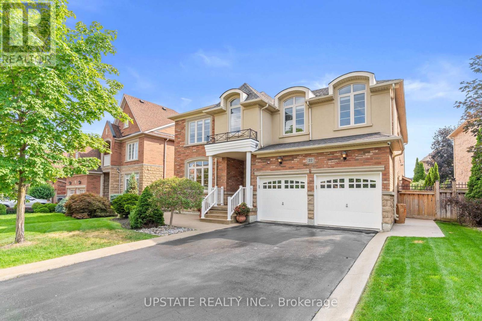 Photo 1 of 22 Saint Hubert Drive, Brampton ON